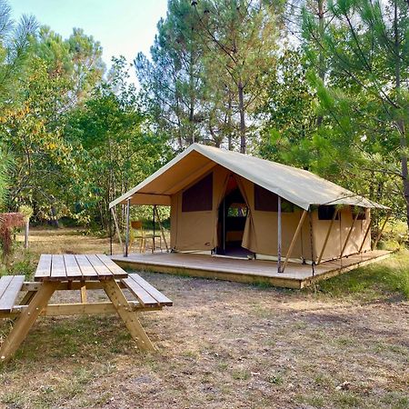 Camping La Kahute - Tente Lodge Au Coeur De La Foret カルカン エクステリア 写真