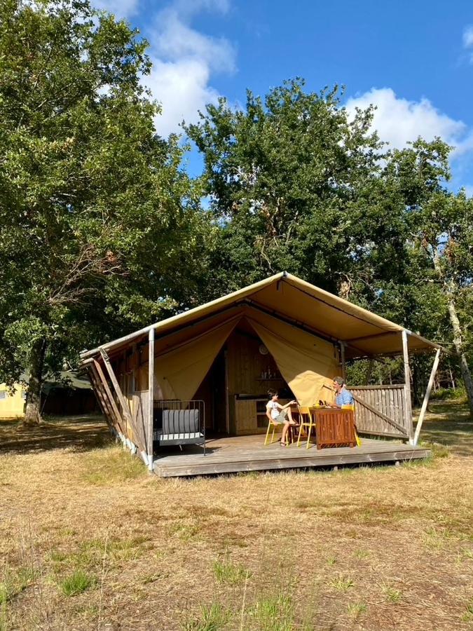 Camping La Kahute - Tente Lodge Au Coeur De La Foret カルカン エクステリア 写真