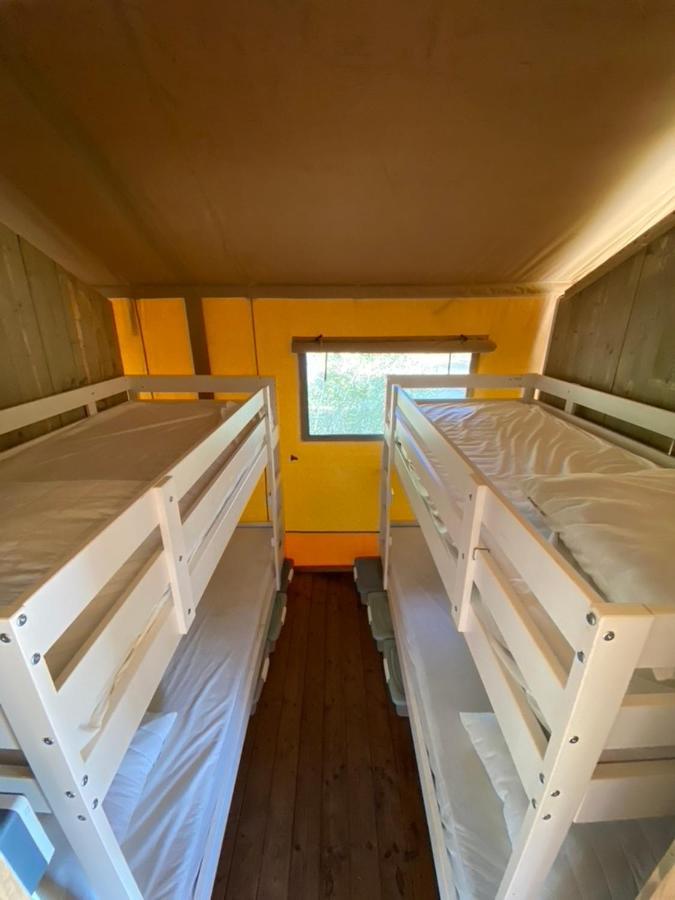 Camping La Kahute - Tente Lodge Au Coeur De La Foret カルカン エクステリア 写真